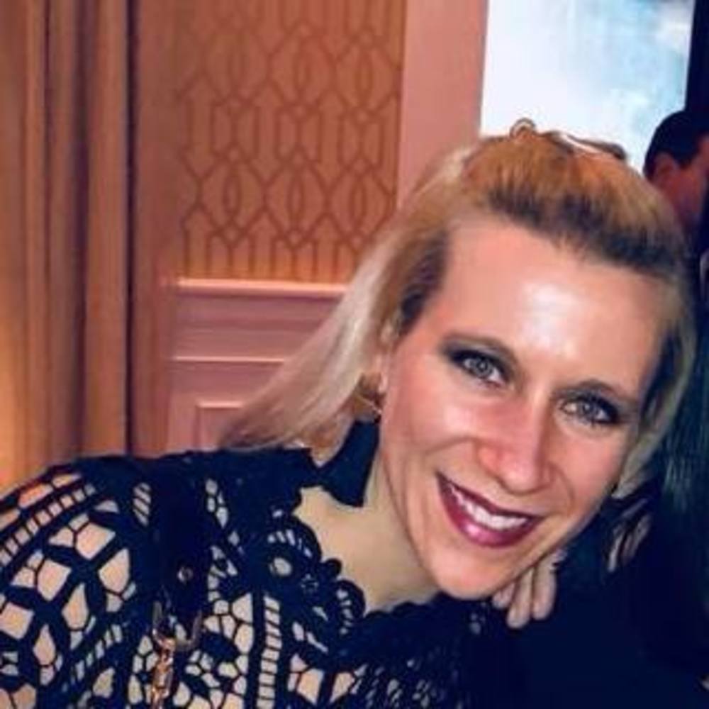 Meet your Posher, Nicholle